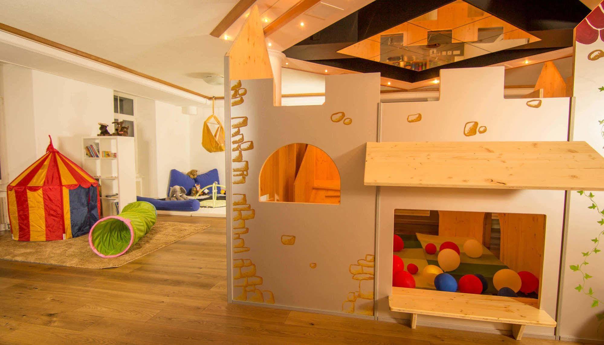 مبيت وإفطار Saas Fee Berghof Garni - The Dom Collection المظهر الخارجي الصورة