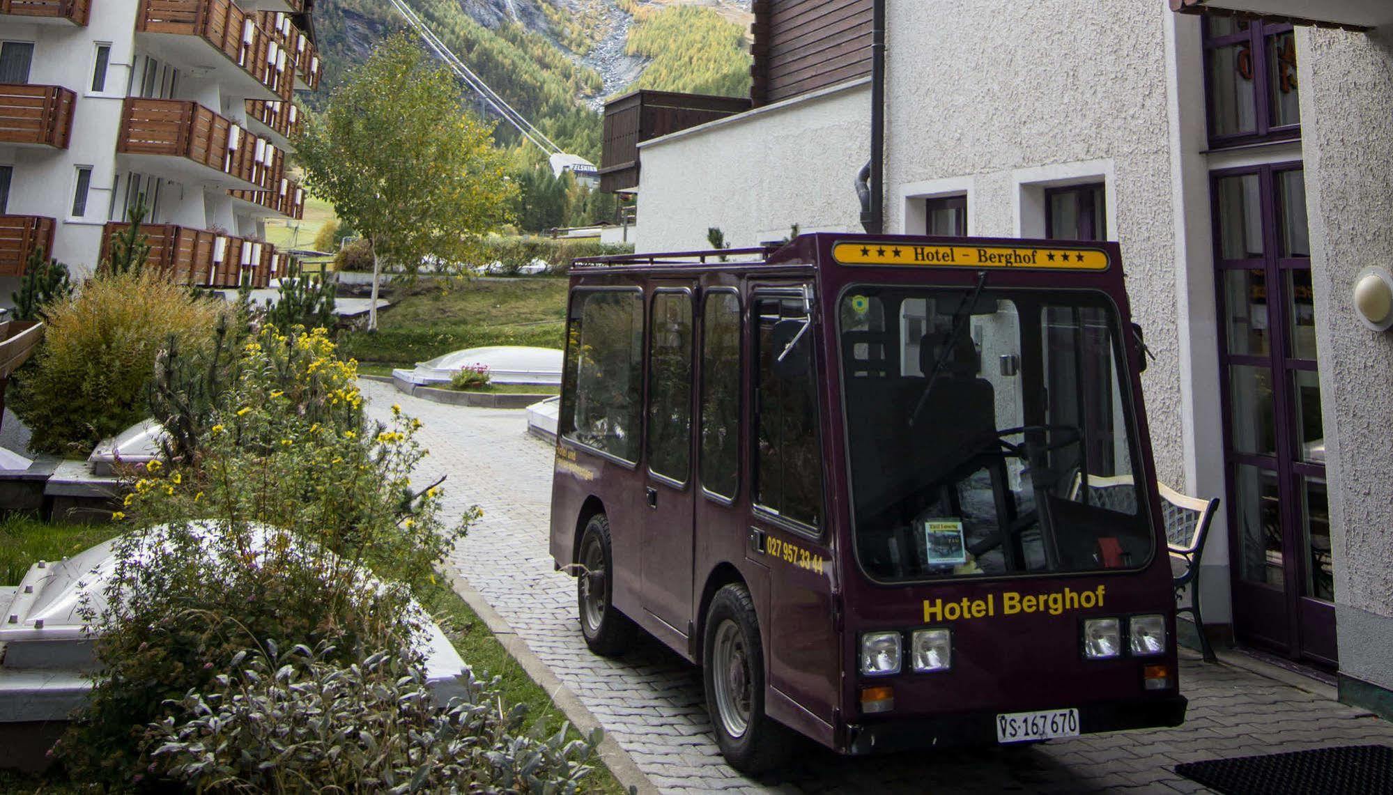 مبيت وإفطار Saas Fee Berghof Garni - The Dom Collection المظهر الخارجي الصورة